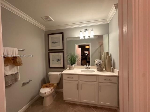 最近售出: $267,990 (2 贝兹, 2 浴室, 0 平方英尺)