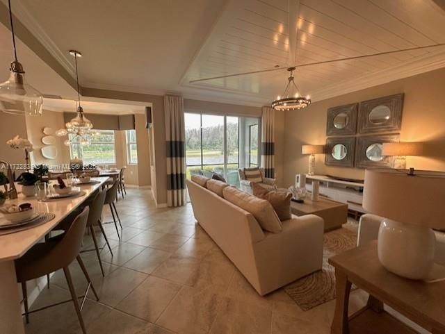 最近售出: $267,990 (2 贝兹, 2 浴室, 0 平方英尺)