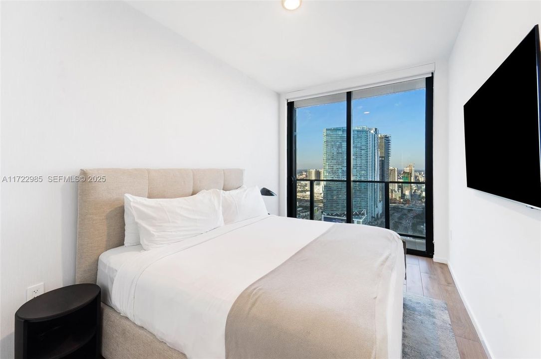 En Venta: $1,649,000 (2 camas, 2 baños, 983 Pies cuadrados)