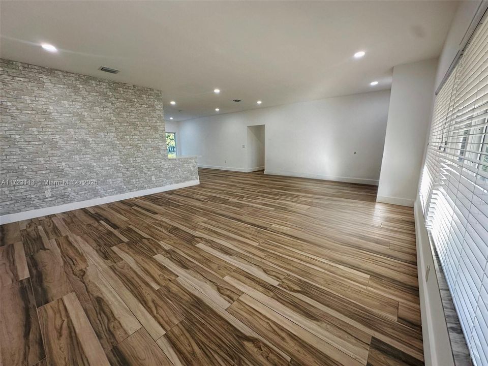 Недавно арендовано: $4,500 (3 спален, 3 ванн, 1872 Квадратных фут)