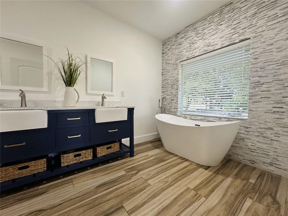 Недавно арендовано: $4,500 (3 спален, 3 ванн, 1872 Квадратных фут)