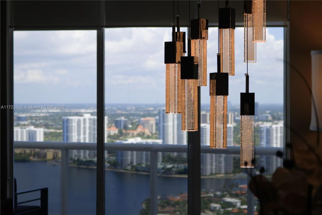 Vendido Recientemente: $860,000 (1 camas, 1 baños, 1149 Pies cuadrados)