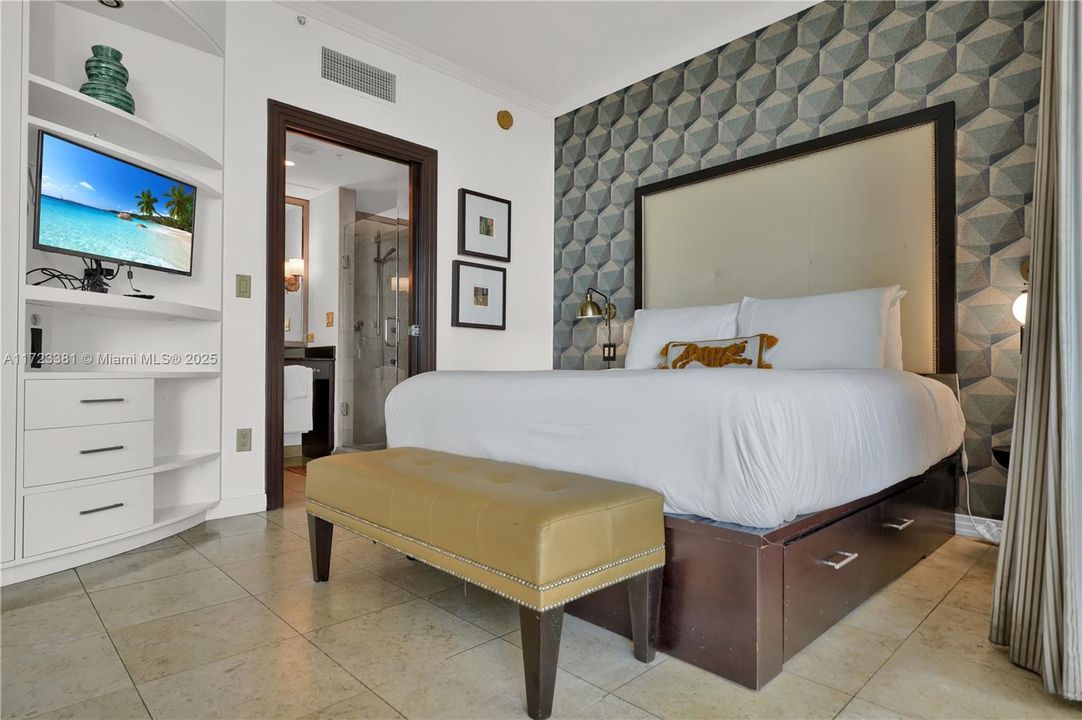 For Sale: $525,000 (0 beds, 1 baths, 500 Square Feet)