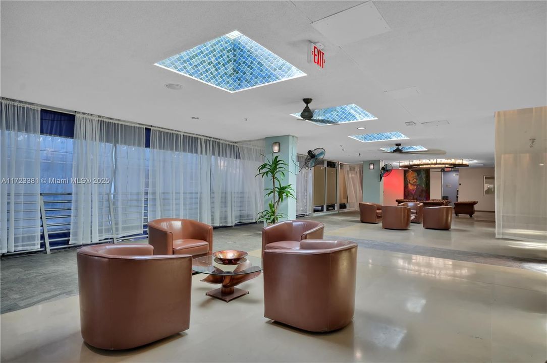 For Sale: $525,000 (0 beds, 1 baths, 500 Square Feet)