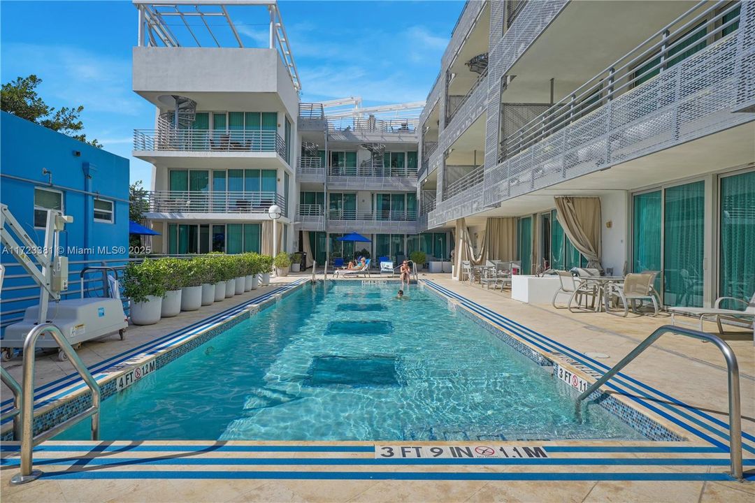 For Sale: $525,000 (0 beds, 1 baths, 500 Square Feet)