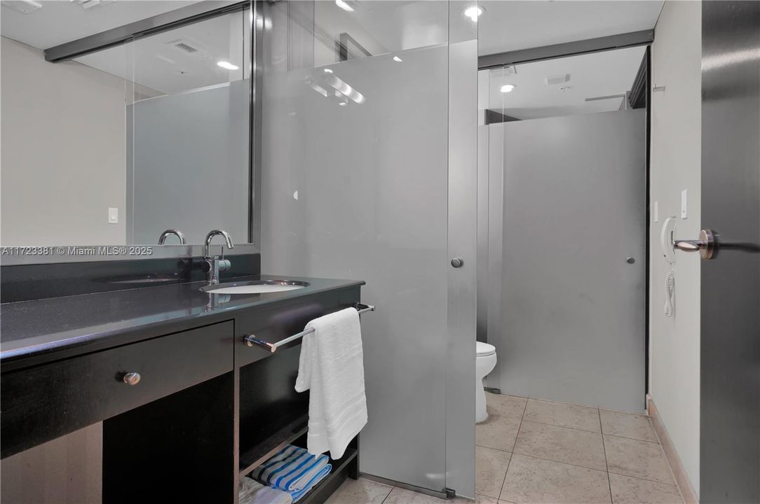 For Sale: $525,000 (0 beds, 1 baths, 500 Square Feet)