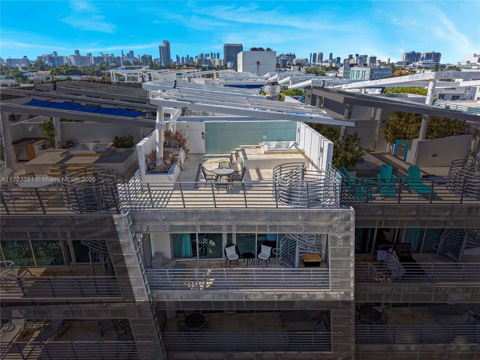 For Sale: $525,000 (0 beds, 1 baths, 500 Square Feet)