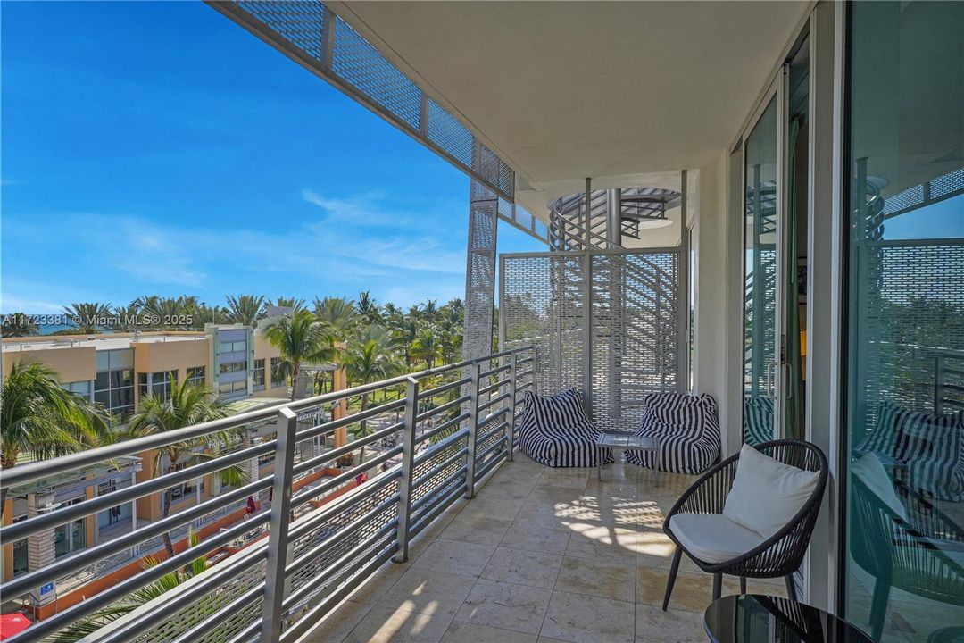 For Sale: $525,000 (0 beds, 1 baths, 500 Square Feet)