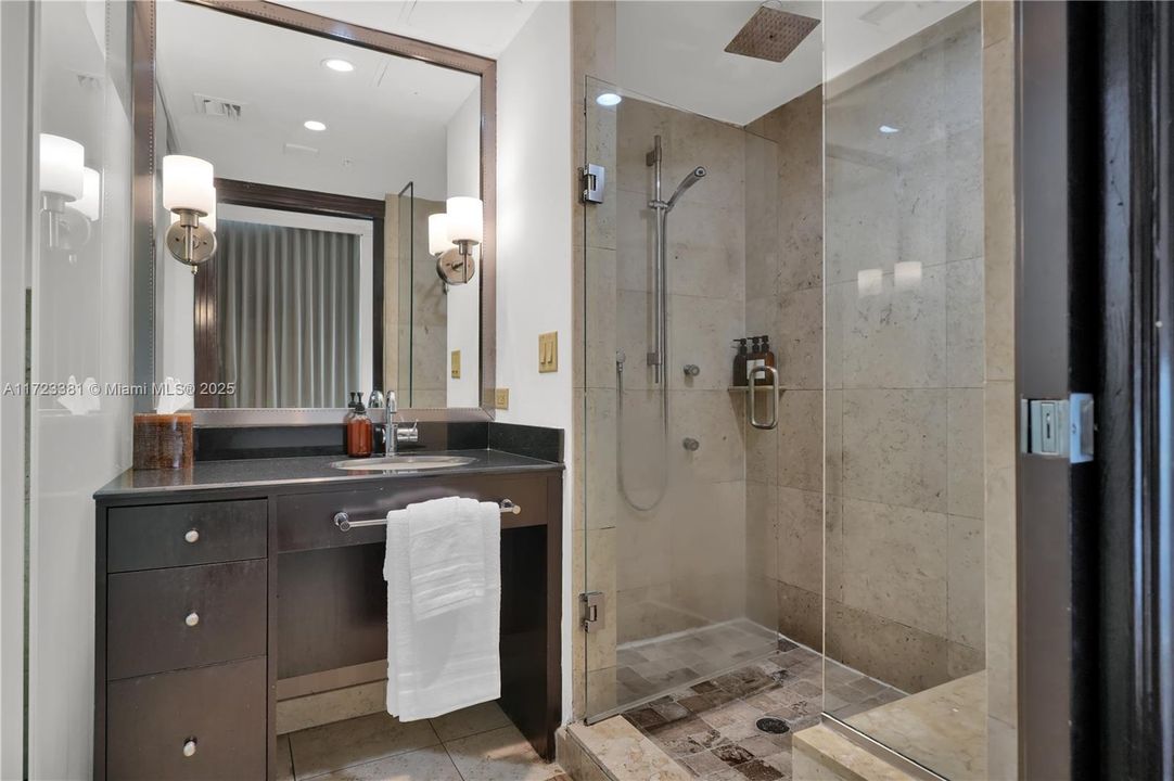 For Sale: $525,000 (0 beds, 1 baths, 500 Square Feet)