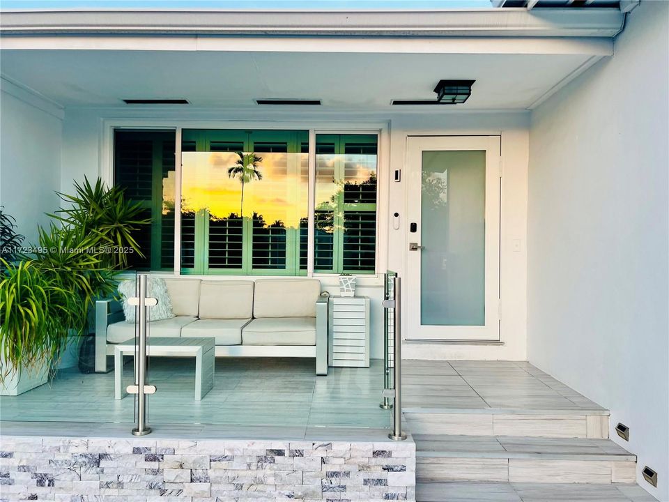 En Venta: $1,499,000 (3 camas, 2 baños, 2078 Pies cuadrados)