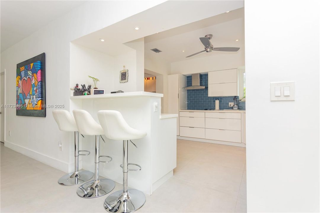 En Venta: $1,499,000 (3 camas, 2 baños, 2078 Pies cuadrados)