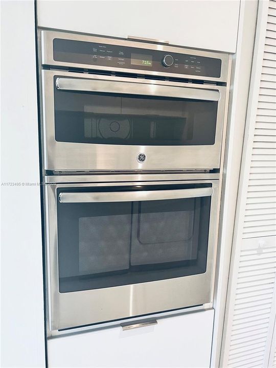 En Venta: $1,499,000 (3 camas, 2 baños, 2078 Pies cuadrados)