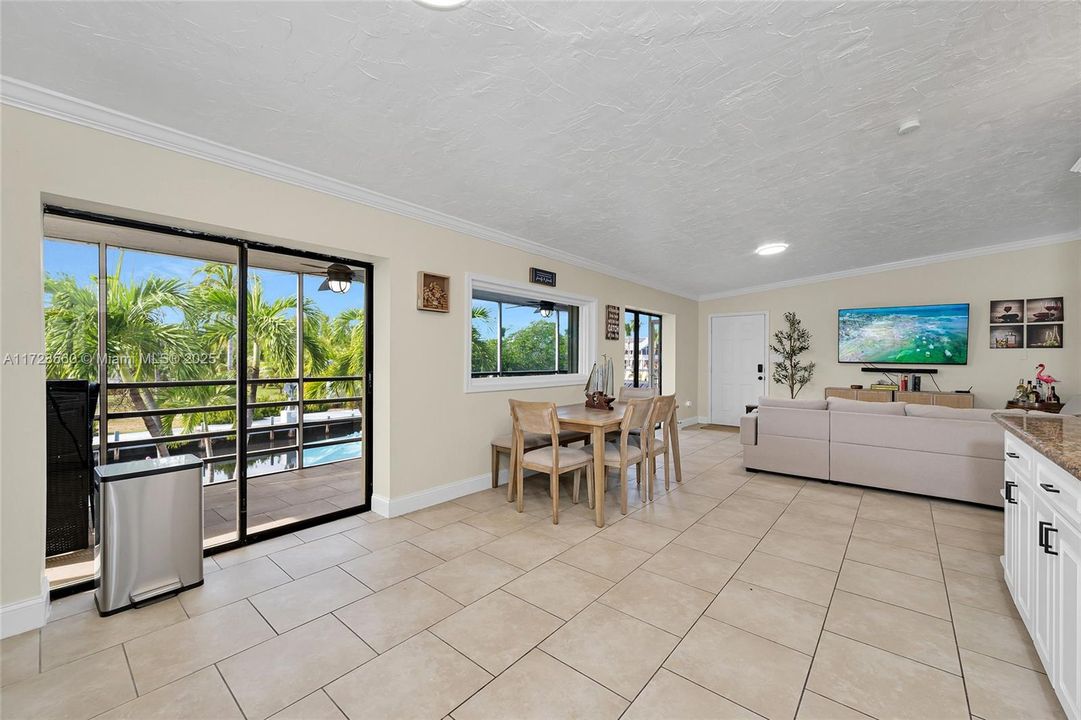 Active With Contract: $1,299,000 (3 beds, 3 baths, 0 Square Feet)