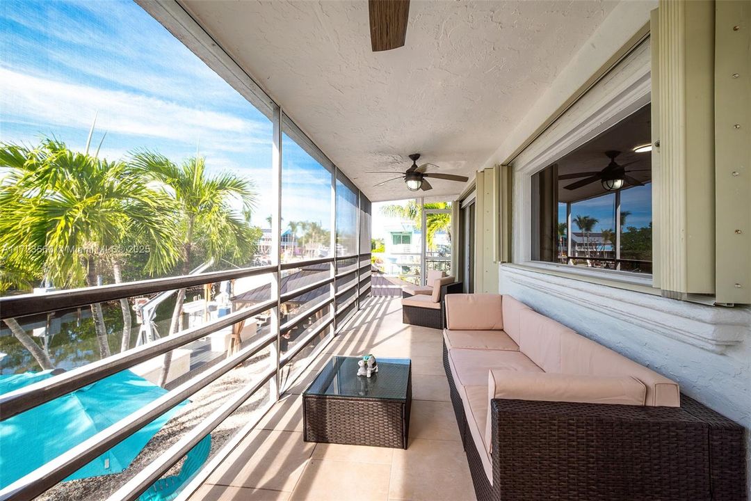 Active With Contract: $1,299,000 (3 beds, 3 baths, 0 Square Feet)