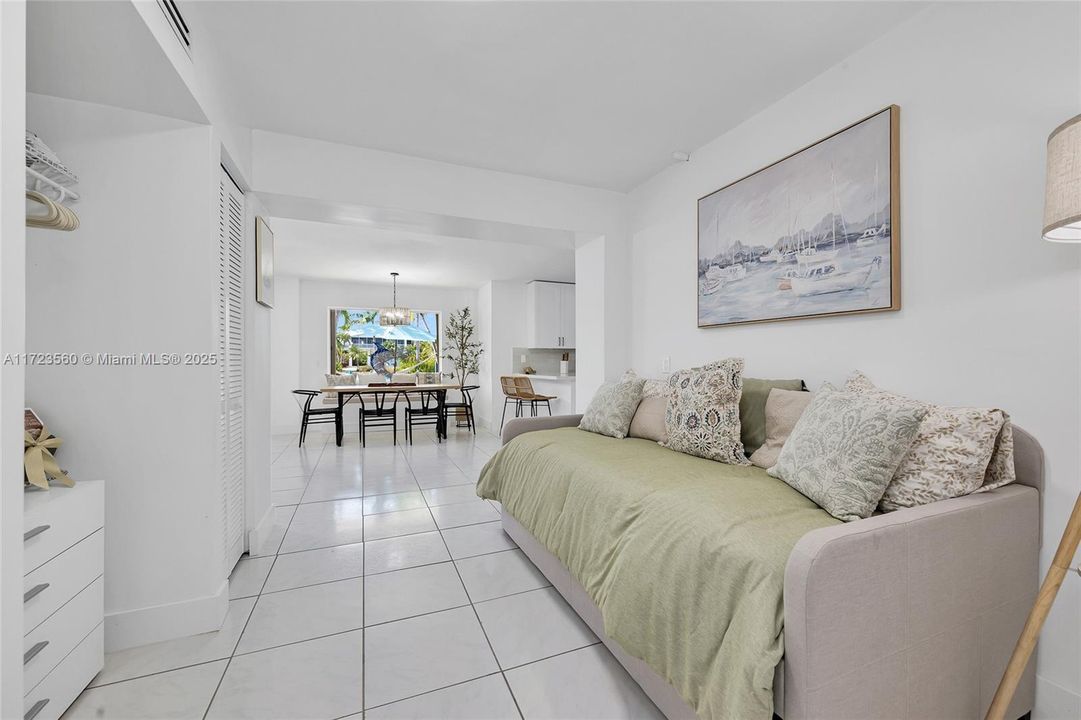 Active With Contract: $1,299,000 (3 beds, 3 baths, 0 Square Feet)