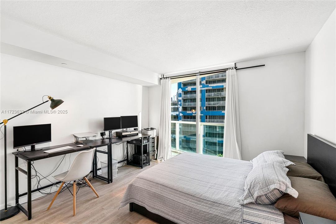 Vendido Recientemente: $470,000 (1 camas, 1 baños, 791 Pies cuadrados)