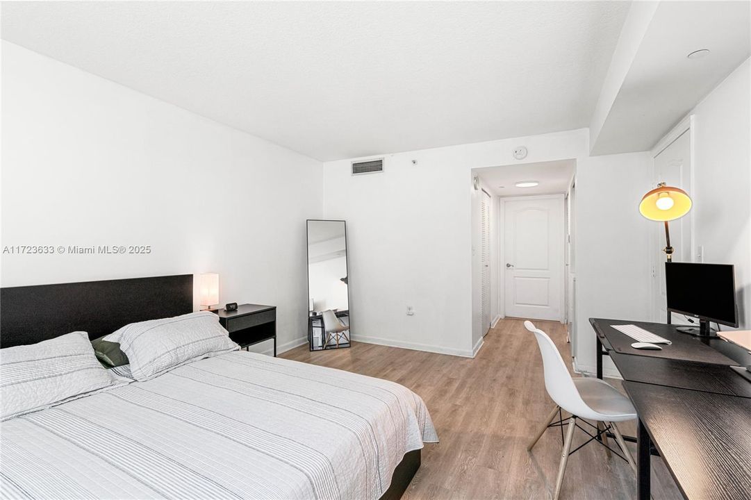 Vendido Recientemente: $470,000 (1 camas, 1 baños, 791 Pies cuadrados)