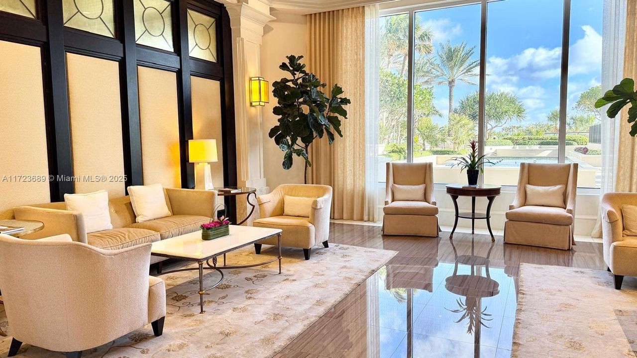 Recientemente alquilado: $19,500 (3 camas, 3 baños, 2660 Pies cuadrados)