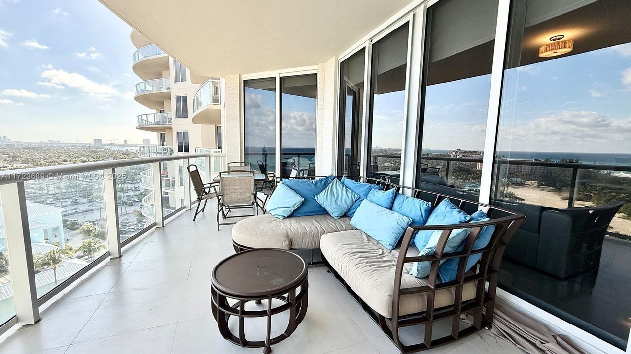 Recientemente alquilado: $19,500 (3 camas, 3 baños, 2660 Pies cuadrados)