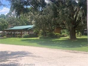 For Sale: $15,900 (0.18 acres)