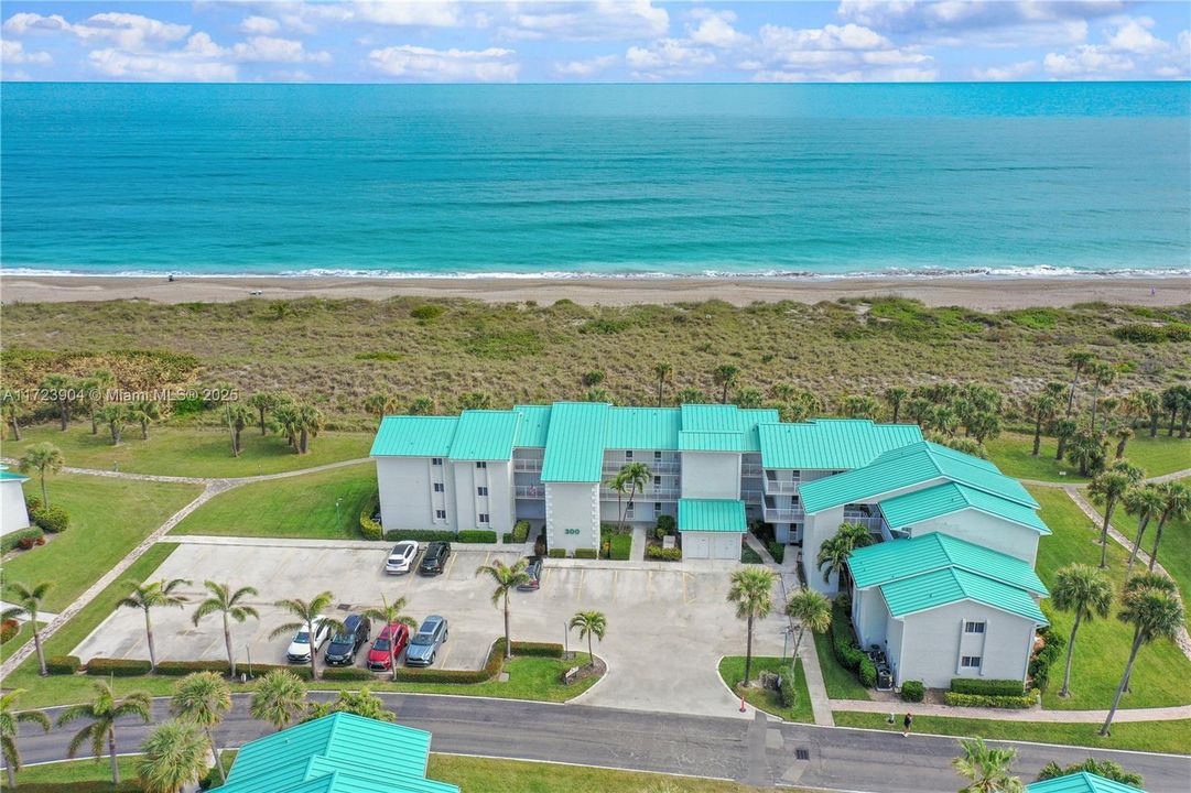 Vendido Recientemente: $205,000 (1 camas, 1 baños, 798 Pies cuadrados)