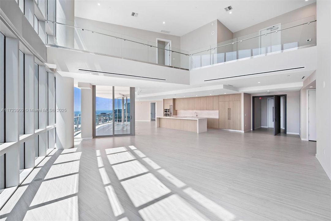 For Sale: $9,490,000 (5 beds, 6 baths, 6513 Square Feet)