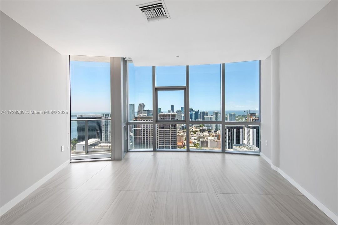 For Sale: $9,490,000 (5 beds, 6 baths, 6513 Square Feet)