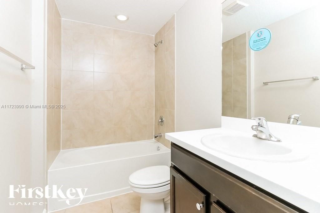 最近租的: $2,095 (3 贝兹, 2 浴室, 1821 平方英尺)