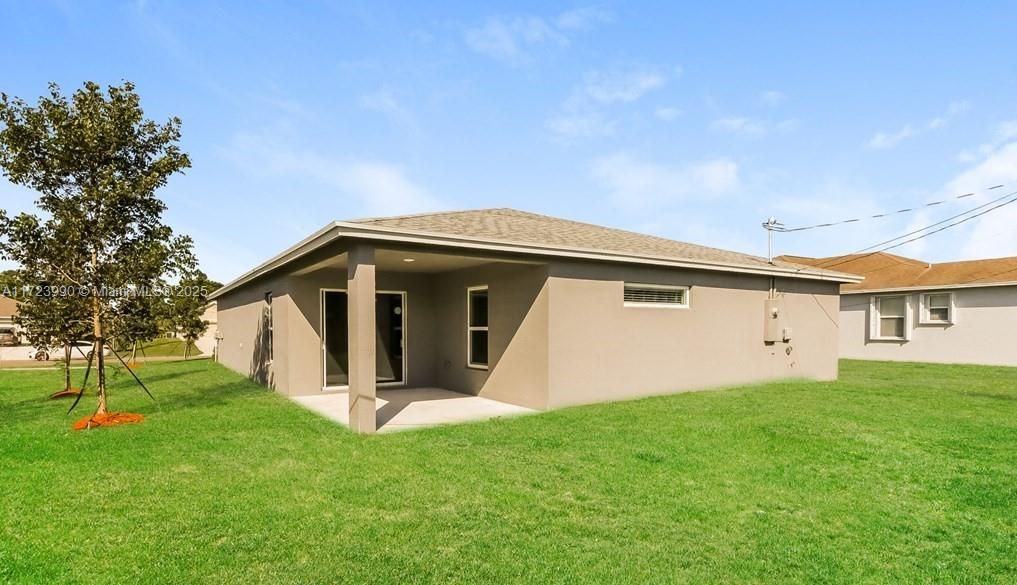 最近租的: $2,095 (3 贝兹, 2 浴室, 1821 平方英尺)