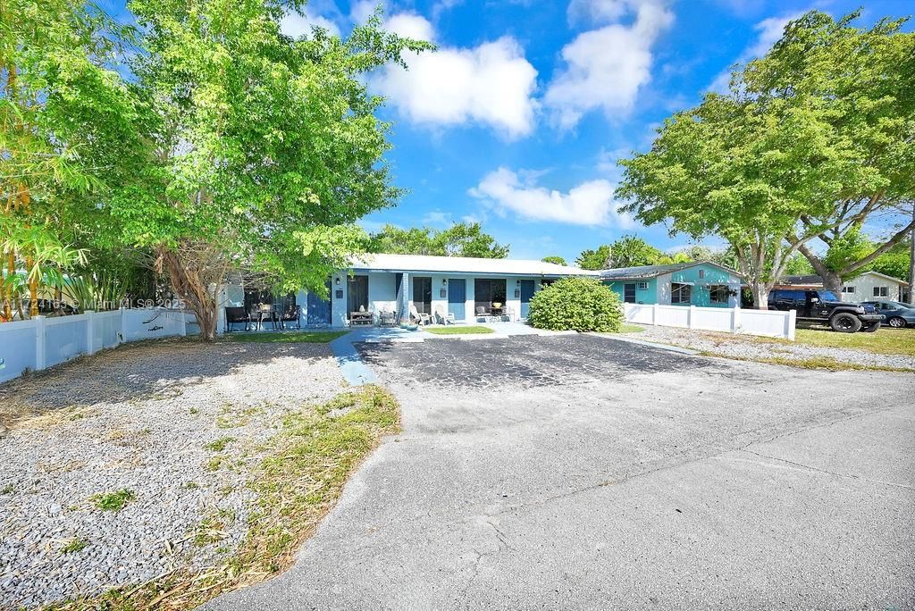 For Sale: $785,000 (0 beds, 0 baths, 1791 Square Feet)