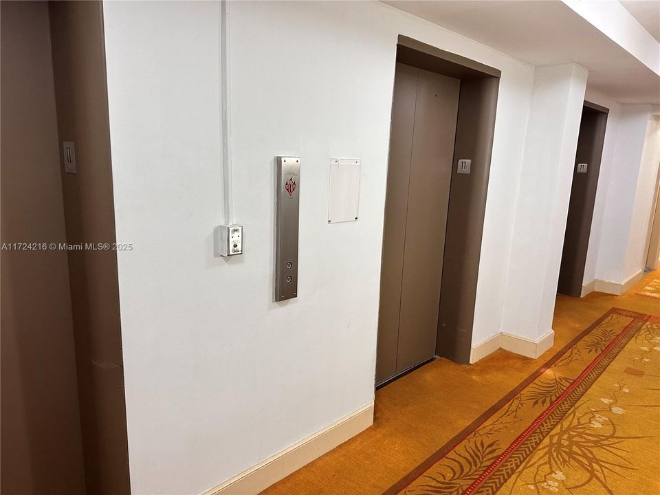 Vendido Recientemente: $449,950 (1 camas, 1 baños, 993 Pies cuadrados)