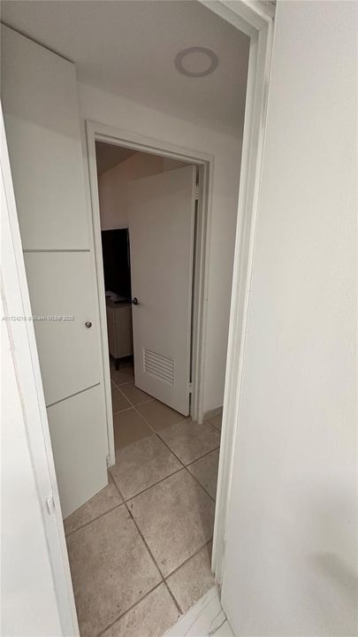 Vendido Recientemente: $449,950 (1 camas, 1 baños, 993 Pies cuadrados)