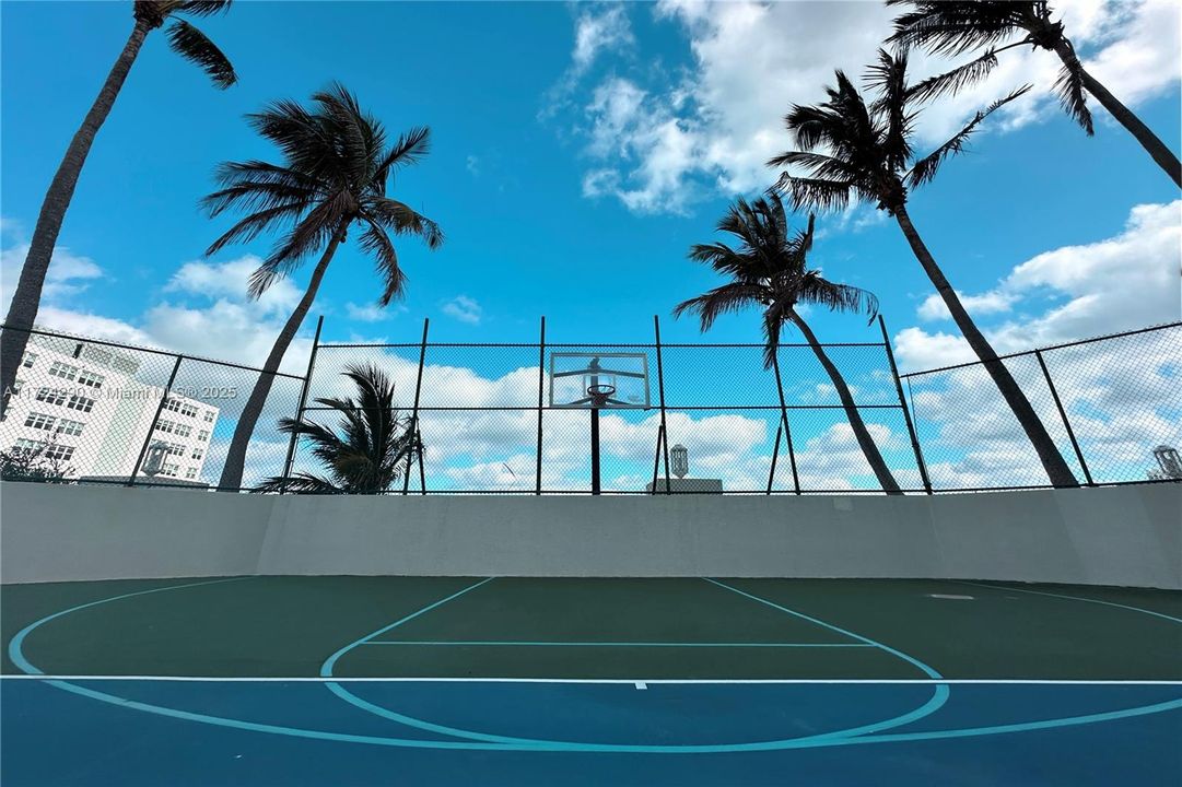 待售: $899,000 (2 贝兹, 2 浴室, 1078 平方英尺)