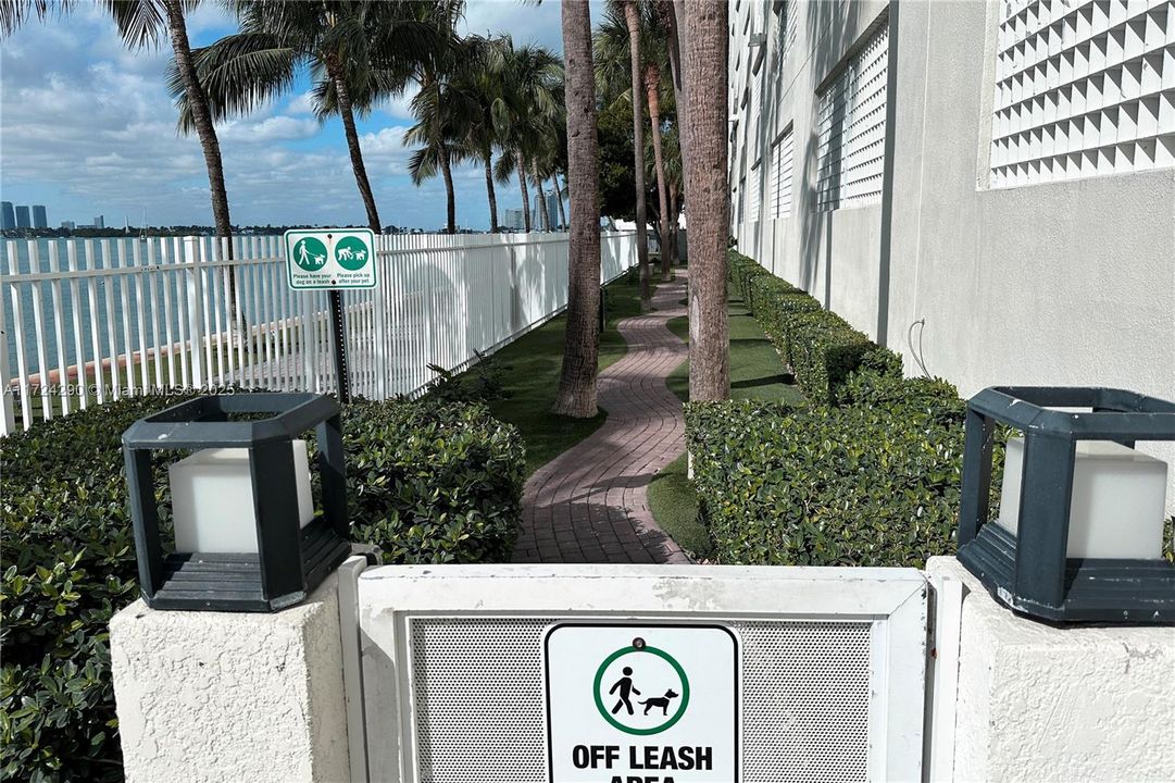 待售: $899,000 (2 贝兹, 2 浴室, 1078 平方英尺)