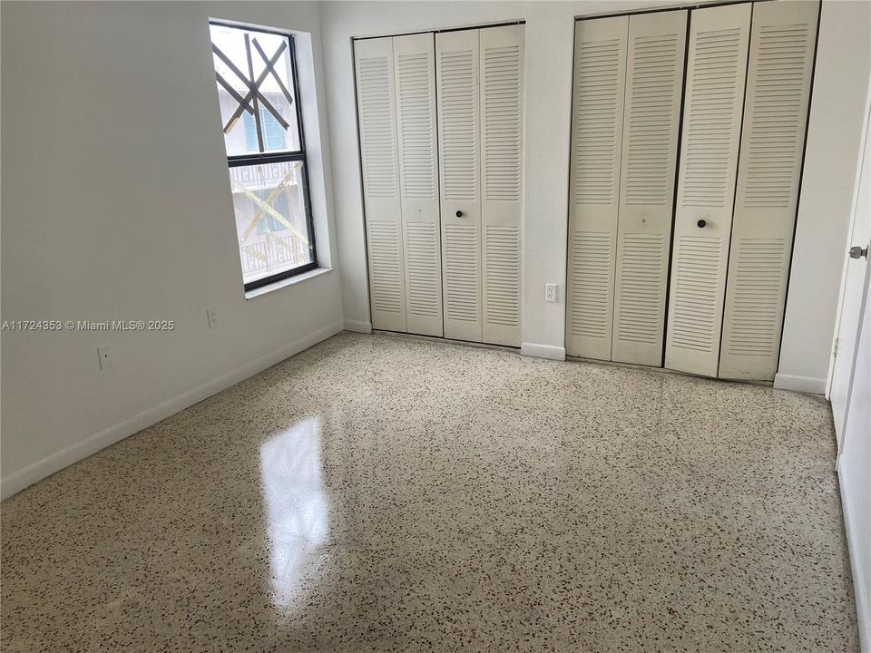 Recently Rented: $2,100 (2 beds, 1 baths, 769 Square Feet)