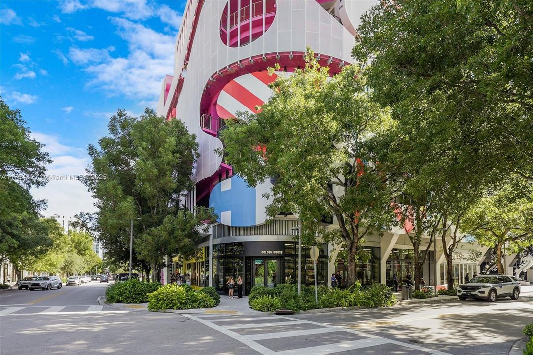 待售: $1,175,000 (4 贝兹, 2 浴室, 1590 平方英尺)