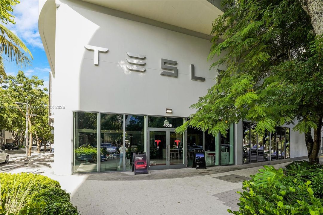 待售: $1,175,000 (4 贝兹, 2 浴室, 1590 平方英尺)