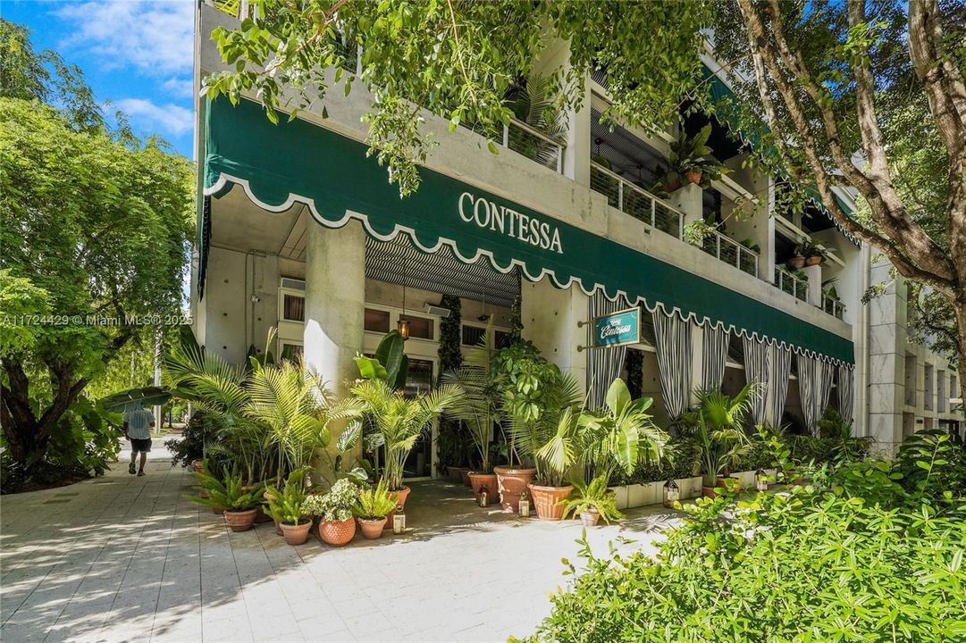 待售: $1,175,000 (4 贝兹, 2 浴室, 1590 平方英尺)