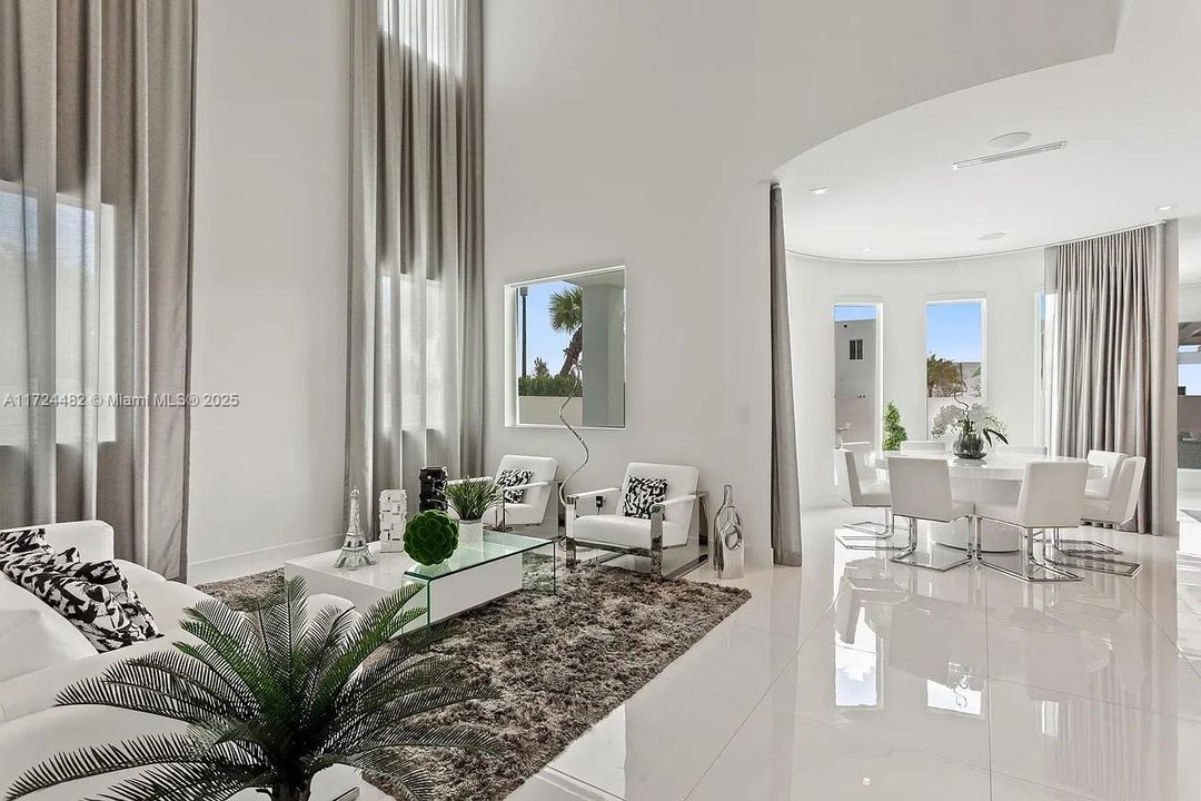 На продажу: $2,900,000 (5 спален, 5 ванн, 0 Квадратных фут)