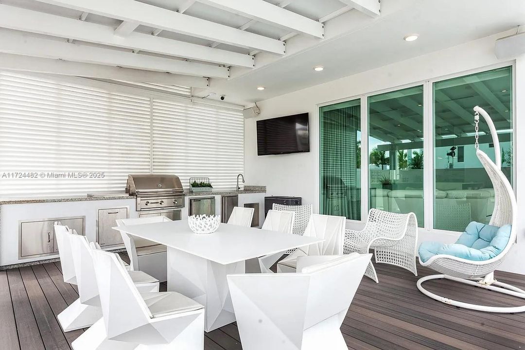 На продажу: $2,900,000 (5 спален, 5 ванн, 0 Квадратных фут)