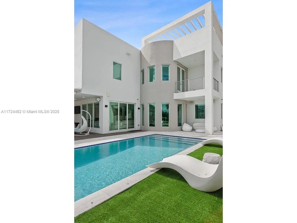 На продажу: $2,900,000 (5 спален, 5 ванн, 0 Квадратных фут)