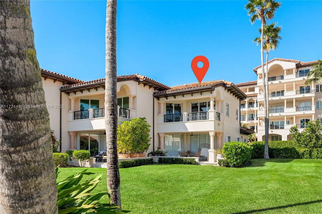 Recently Sold: $1,900,000 (1 beds, 1 baths, 710 Square Feet)