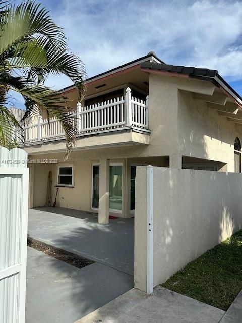 Recently Sold: $2,390,000 (0 beds, 0 baths, 4943 Square Feet)