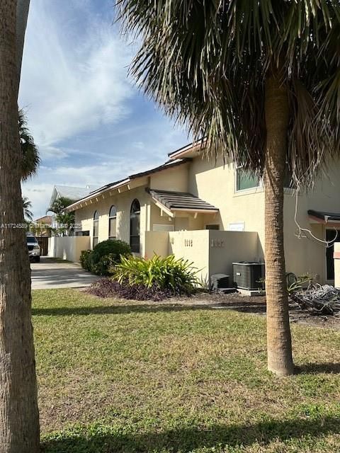 Recently Sold: $2,390,000 (0 beds, 0 baths, 4943 Square Feet)