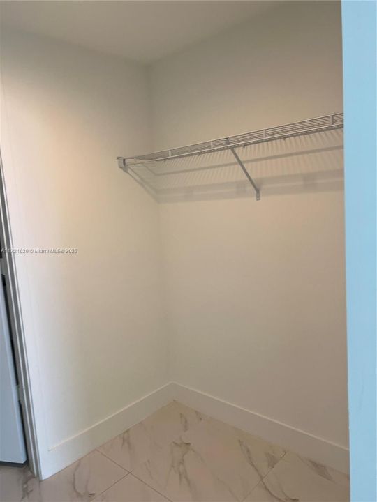 Недавно продано: $598,500 (2 спален, 2 ванн, 1086 Квадратных фут)