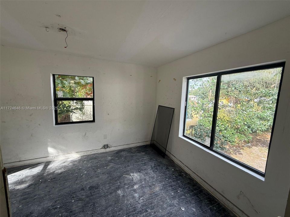 For Sale: $799,900 (0 beds, 0 baths, 2672 Square Feet)