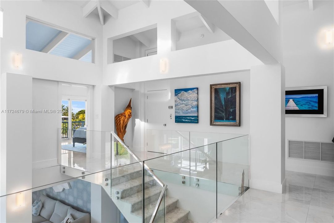 На продажу: $12,900,000 (6 спален, 4 ванн, 4394 Квадратных фут)