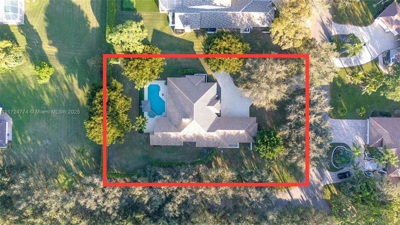 Recently Sold: $1,650,000 (5 beds, 4 baths, 3570 Square Feet)