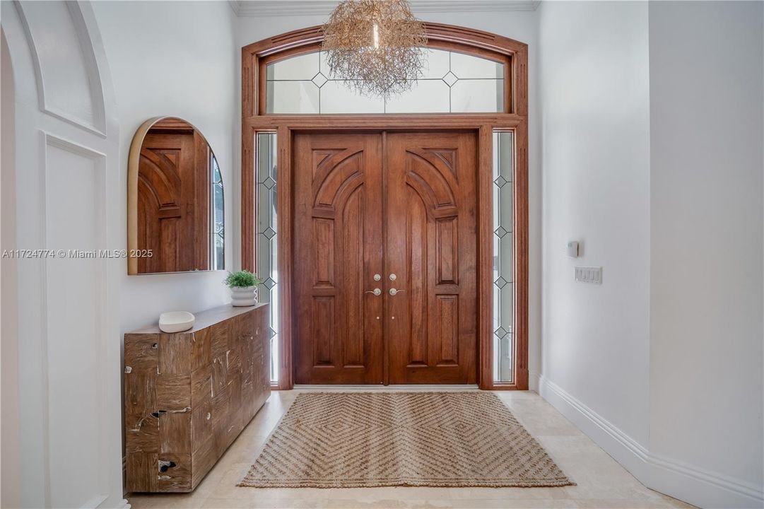 Recently Sold: $1,650,000 (5 beds, 4 baths, 3570 Square Feet)