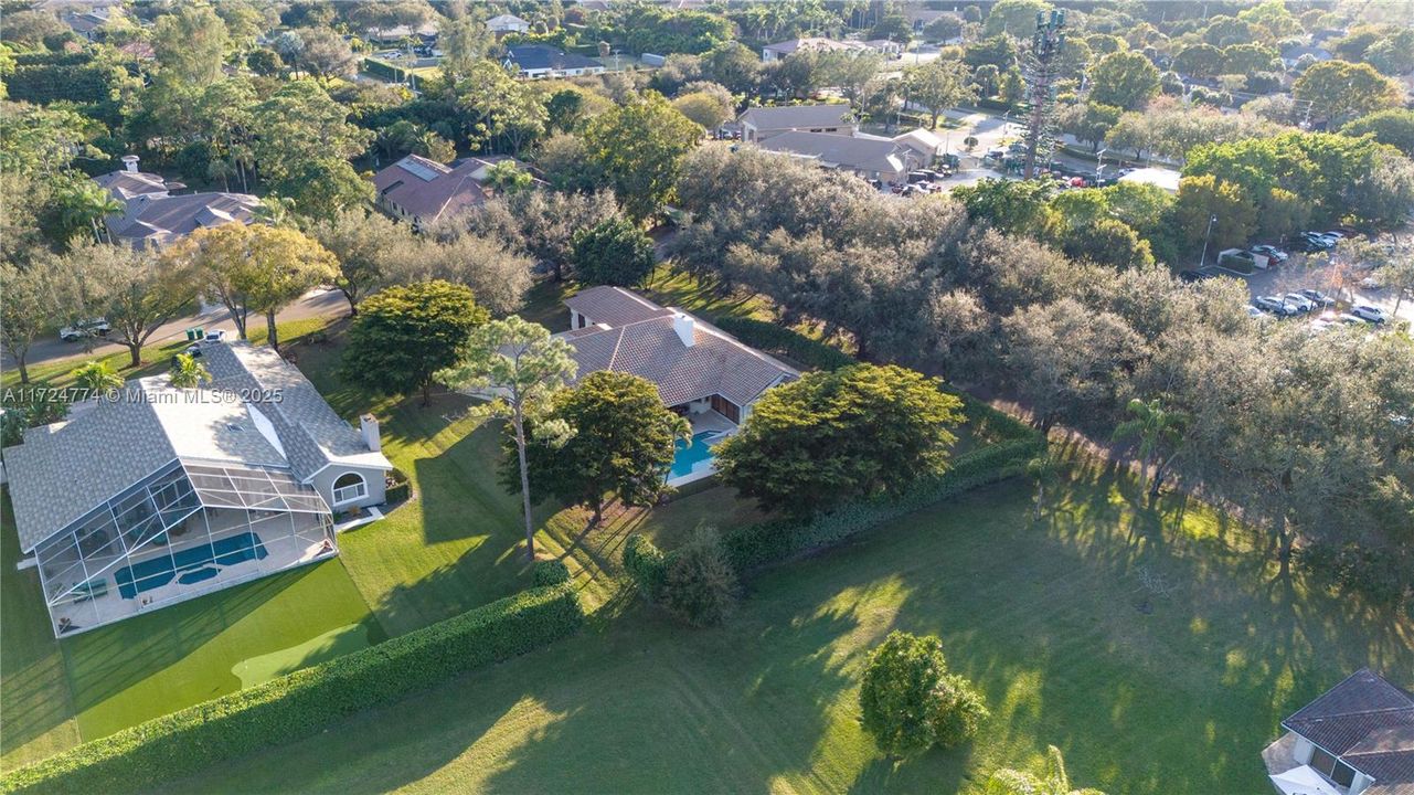 Recently Sold: $1,650,000 (5 beds, 4 baths, 3570 Square Feet)